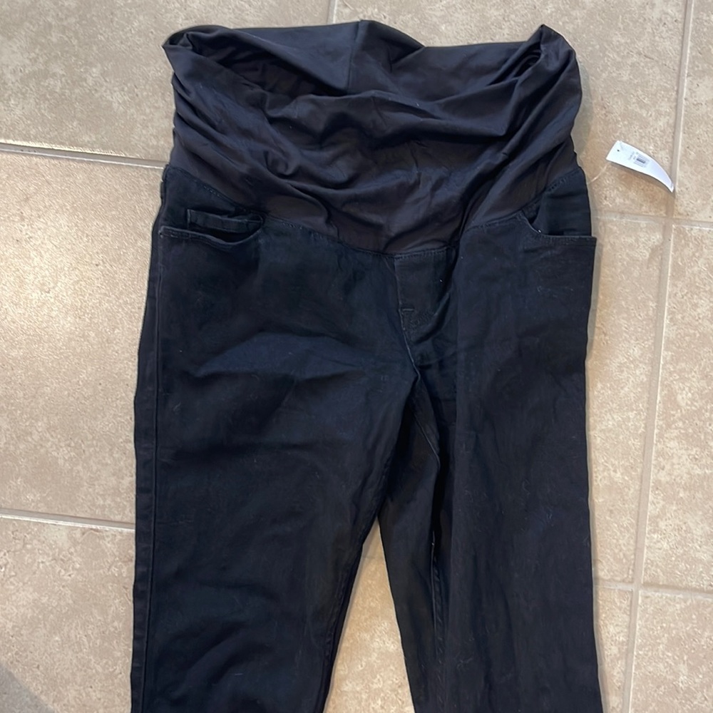 Black Old Navy Maternity Jeans